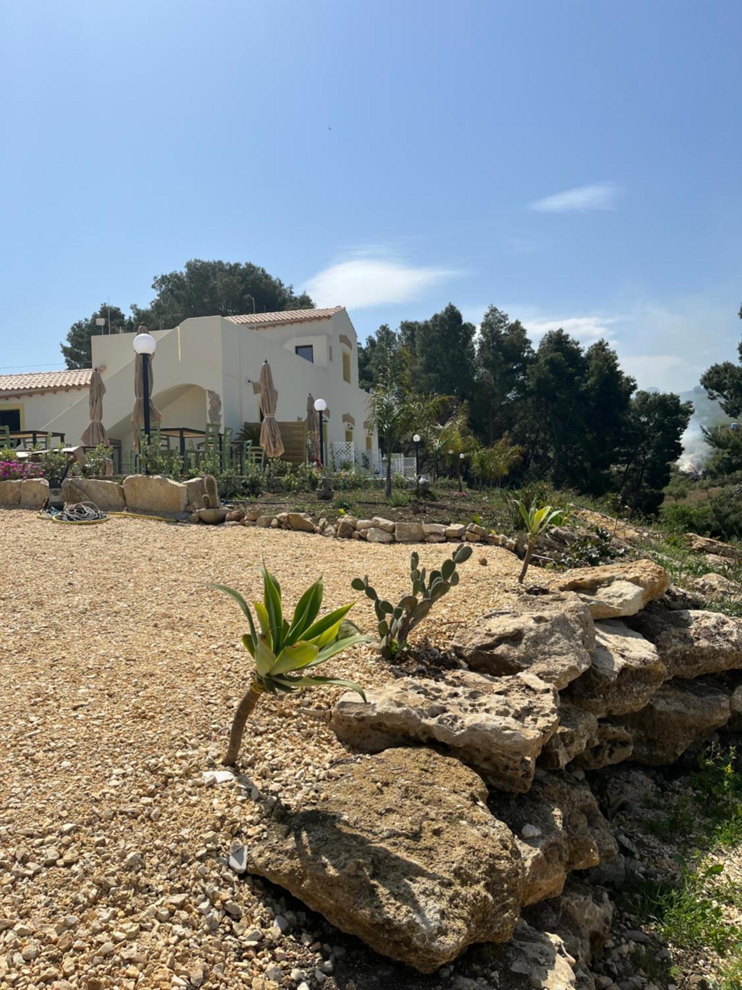 Manzil Country House Valderice Exterior photo